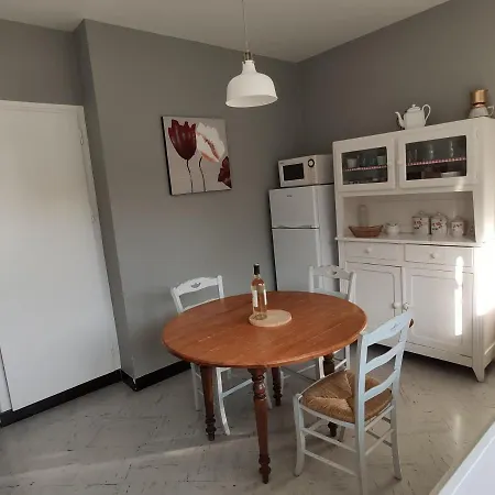 De Charme Jardin Vue Sur Montagnes Renovation 2026 بيت للعطل