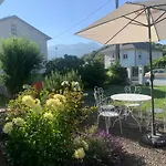 De Charme Jardin Vue Sur Montagnes Renovation 2026 펜션 아르젤레가조스트