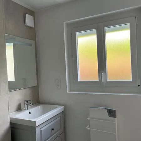 펜션 De Charme Jardin Vue Sur Montagnes Renovation 2026 아르젤레가조스트